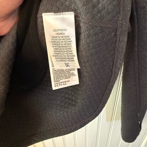 Marmot Annie Long Sleeve Dark Gray Pullover with pocket XS - Picture 3 of 7